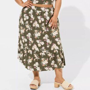 Torrid Floral Midi Skirt 3X Green Boho Cottagecore Tiered Tea Length Skirt Plus